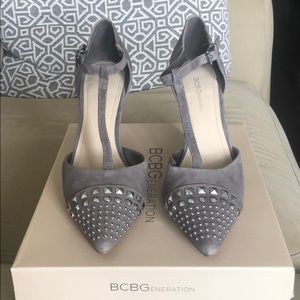 BCBGeneration pointed closed toe pumps
